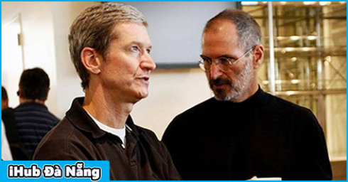 Câu chuyện về Steve Jobs và Tim Cook 9 năm trước này có thể làm bạn rơi nước mắt