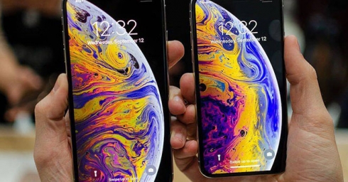 iPhone XS rơi xuống nước, méo mặt tiền sửa chữa hơn 16 triệu đồng