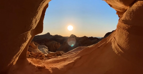 Valley of Fire: Apple lại khoe khả năng quay clip bằng iPhone 11 Pro